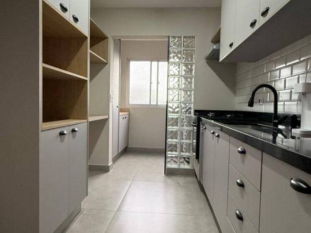 Cozinha com armários planejados novo